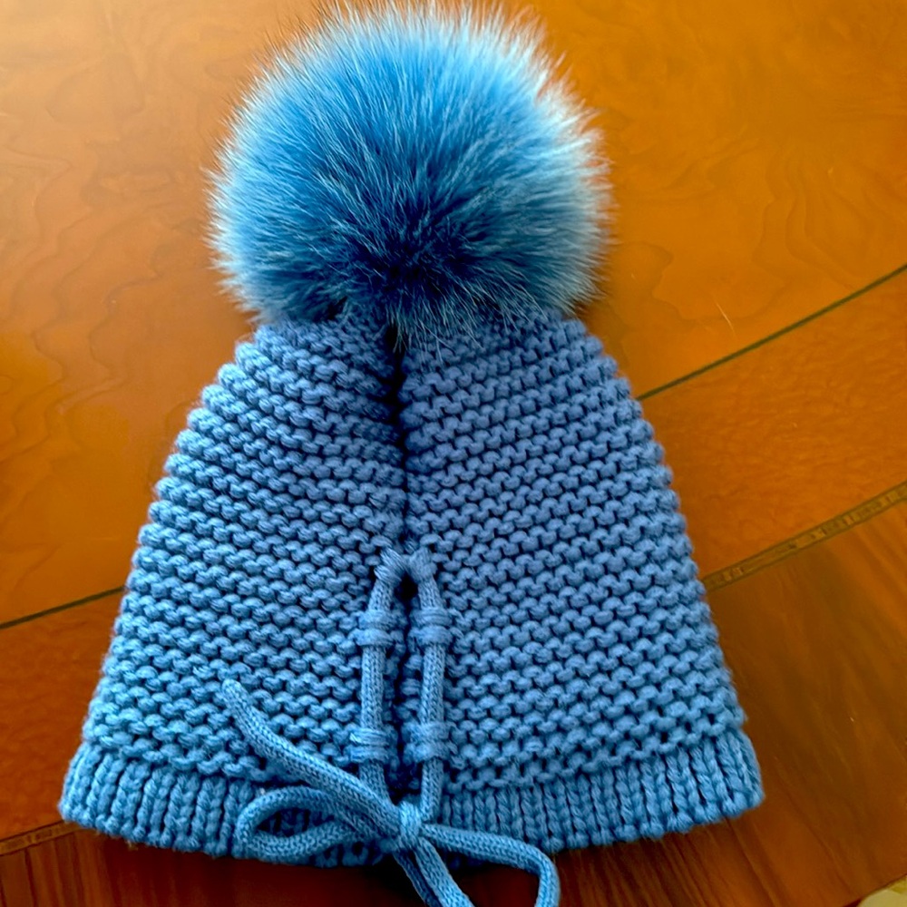 Kyi Kyi Canada hat